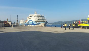 Sea Bridge у Сочи: паром из Трабзона застрял на рейде 8+ часов &mdash; в чём причина?