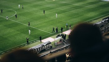 Карпин на двух стульях: Динамо грозит увольнением за провальный сезон