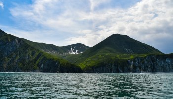 Байкал становится модным: яхты, экотуризм и марина на 180 судов к 2029 году!