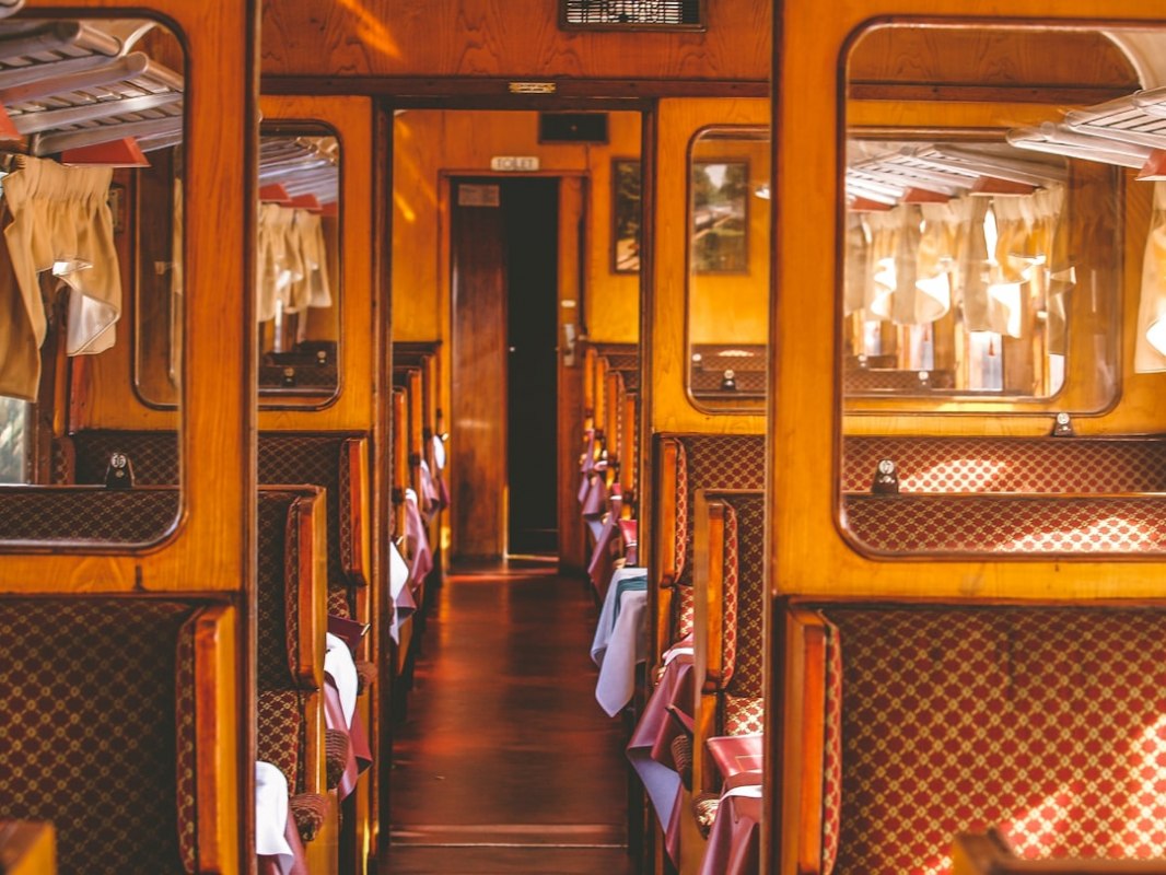 Легендарный Orient Express возвращается: вагоны из 1920‑х, бар в изумруде и старт в 2027 Легендарный Orient Express возвращается: вагоны из 1920‑х, бар в изумруде и старт в 2027