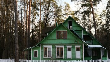 Госдума vs. &laquo;серая зона&raquo;: Как гостевые дома выходят из тени к 2026 году 🏡✨