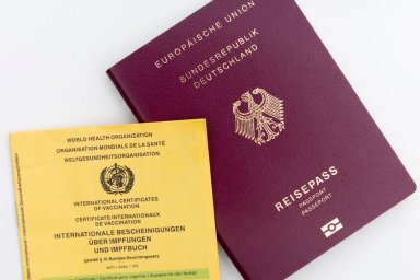 Шенгенский кризис: как россиянам теперь пробиться в Европу без мультивиз?