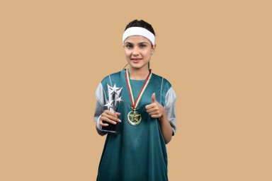 Синнер обходит Алькараса: Кто заработал больше всех в теннисе в 2025? 🎾💰 Синнер обходит Алькараса: Кто заработал больше всех в теннисе в 2025? 🎾💰