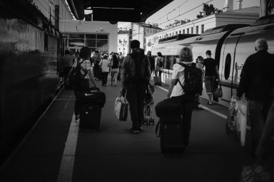 «Кунья» не влезла: туристов из Аравии оштрафовали за отсутствие отчества в билете РЖД «Кунья» не влезла: туристов из Аравии оштрафовали за отсутствие отчества в билете РЖД