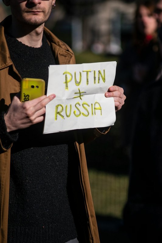 Мессенджеры в суде: россияне против блокировки звонков в WhatsApp и Telegram Мессенджеры в суде: россияне против блокировки звонков в WhatsApp и Telegram