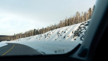 Новогодний шок: перелёты по России дорожают &mdash; в выигрыше авто и близкие локации