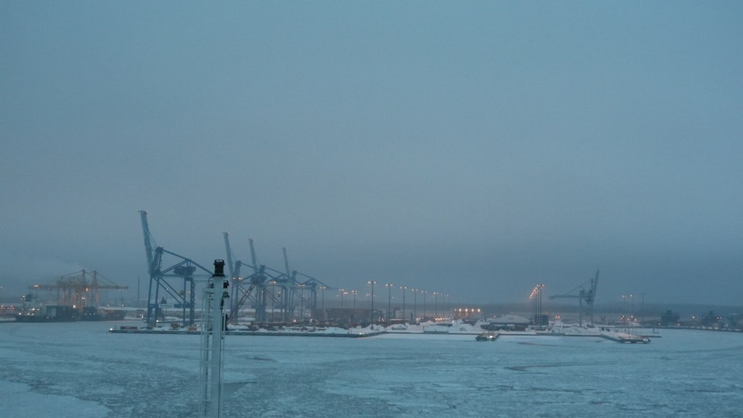 Снова в море: паром Seabridge не пустили в Сочи и застряли в Трабзоне Снова в море: паром Seabridge не пустили в Сочи и застряли в Трабзоне