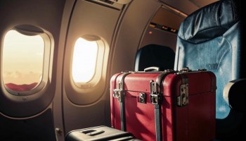 Red Wings заплатит 90 тыс. за овербукинг: пассажир ехал домой 2,5 суток!