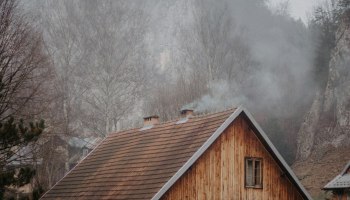 Куда пропали 2500 гостевых домов? Временная &laquo;чистка&raquo; или конец эры Airbnb по-русски?