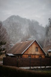 Куда пропали 2500 гостевых домов? Временная «чистка» или конец эры Airbnb по-русски? Куда пропали 2500 гостевых домов? Временная «чистка» или конец эры Airbnb по-русски?