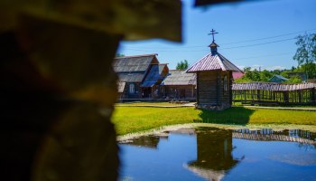 В Мандрогах создают гигантскую гирлянду из баранок: кто успел &mdash; тот помог детям