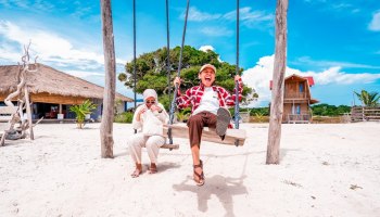Серебряный взрыв: пенсионеры штурмуют тропики в новогодние каникулы!