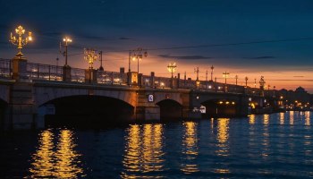 Белые ночи 2025: Санкт-Петербург побил рекорды по туристам!