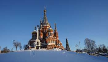 Новый закон РФ: турфирмы платят за молчание &mdash; даже если правы! 💸⚖️