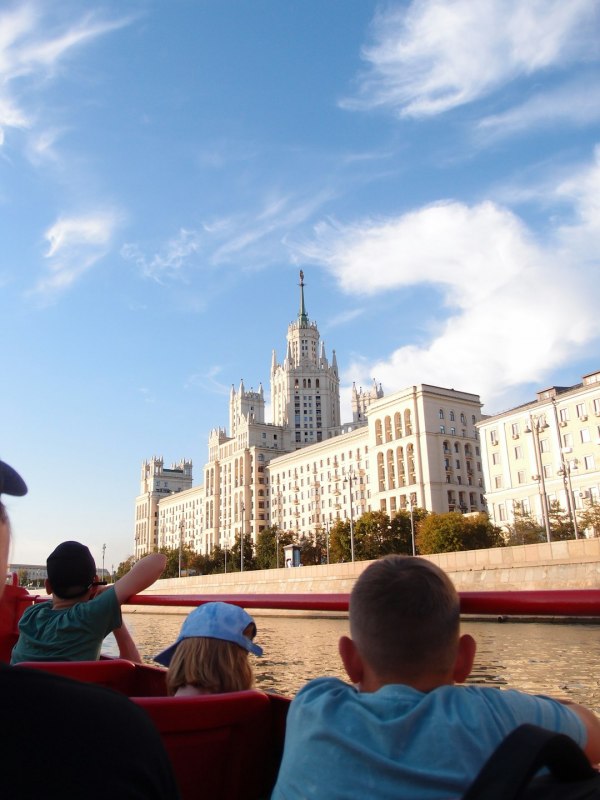 Россия в тупике: почему иностранцы перестали ехать к нам в гости? Россия в тупике: почему иностранцы перестали ехать к нам в гости?