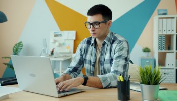 &laquo;Вместо новости &mdash; список ID&raquo;: Travel Russian News снова поймала текст-призрак