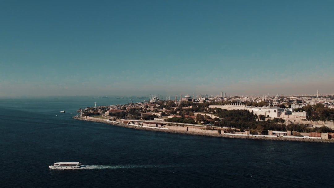 Турция vs Апрель-2026: Почему скидки улетели в трубу? ✈️🌴 Турция vs Апрель-2026: Почему скидки улетели в трубу? ✈️🌴