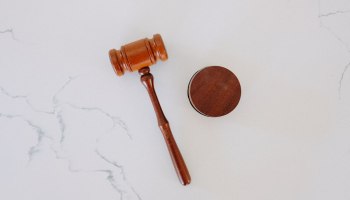Туроператор поплатился за медленный возврат: почти миллион рублей штрафа
