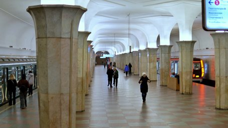 Московские аэропорты накрыло «ковром»: 120 рейсов отменены, 8000 туристов в нокауте Московские аэропорты накрыло «ковром»: 120 рейсов отменены, 8000 туристов в нокауте