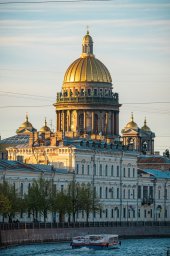 Российский туризм на развилке: конкуренция с зарубежьем и спасение в MICE Российский туризм на развилке: конкуренция с зарубежьем и спасение в MICE
